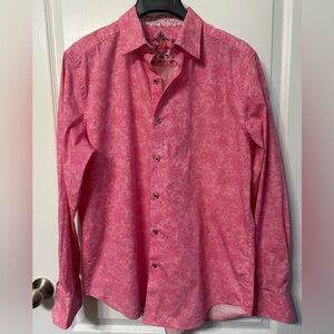 Robert Graham medium classic fit